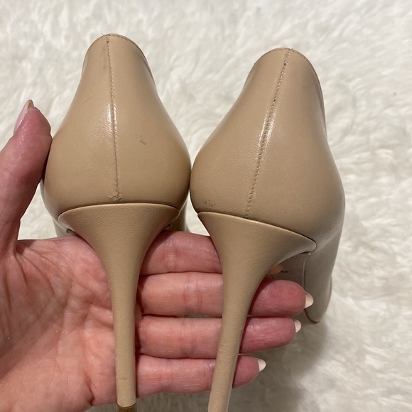 Prada‎ Pointed Toe pump size 41EU - Picture 6 of 11